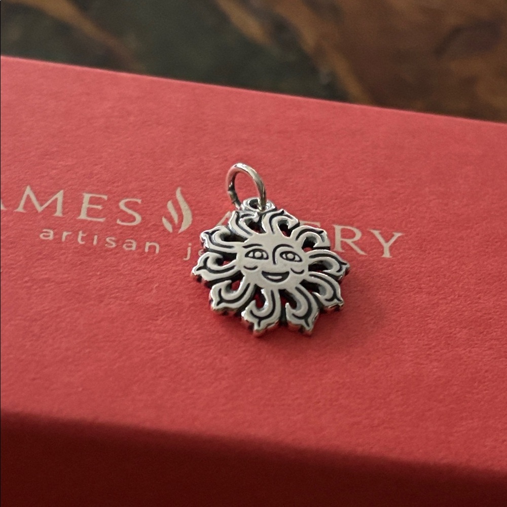 New Retired Sunbeam charm James Avery